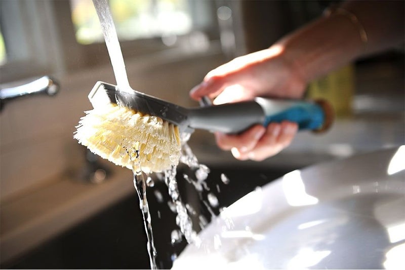 Full Circle FOMO Foam Soap Dispensing Dish Brush, 1 EA, Grey - Image 5